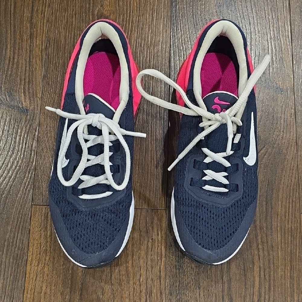 Girl's Nike Pink and Navy Blue Sneakers for Everyday Comfort. Gently Used.